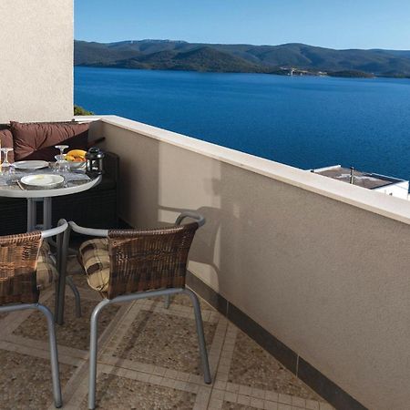 1 Bedroom Cozy Apartment In Klek Exterior photo